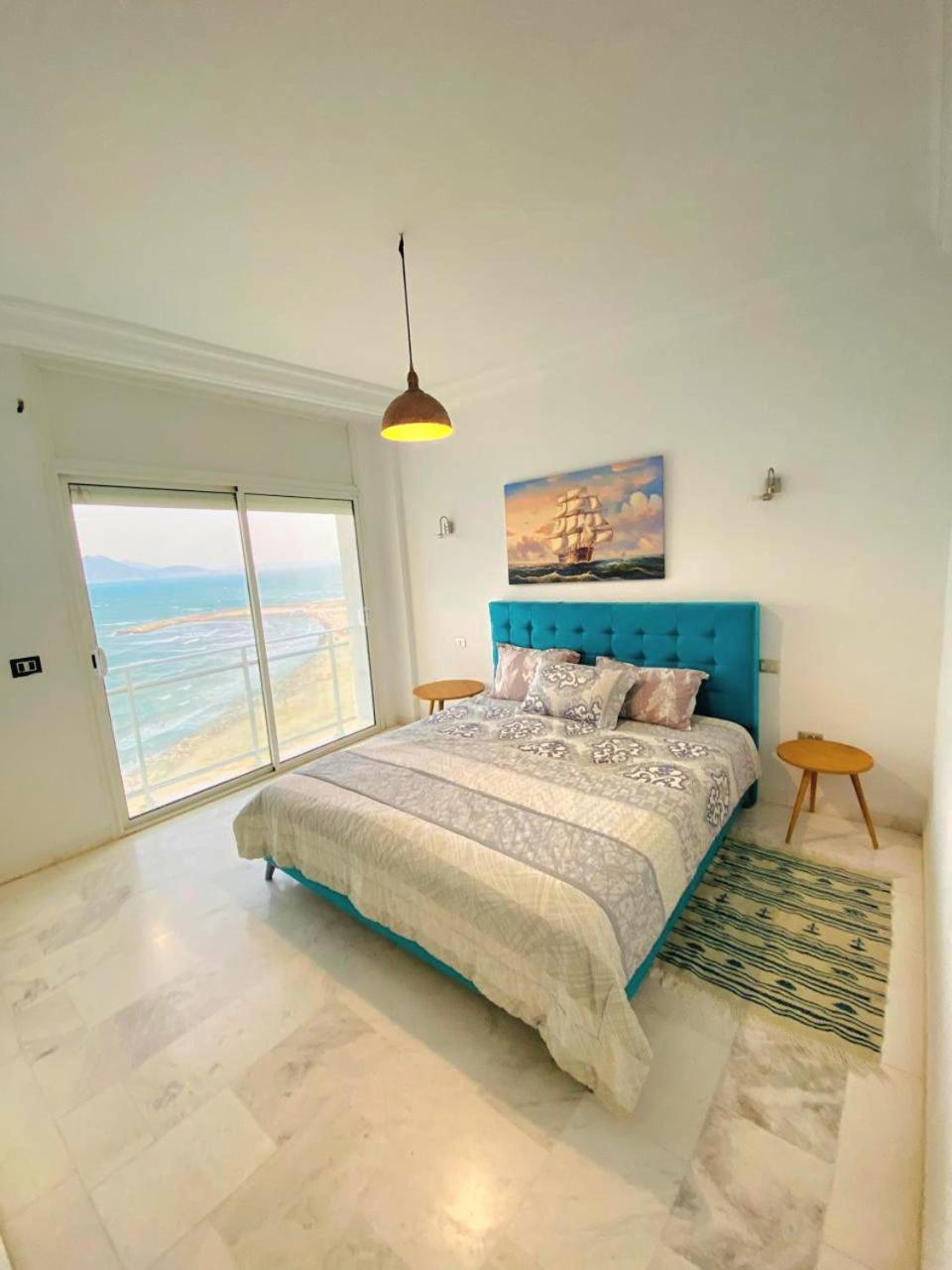 The Bleu Sea Apartment *