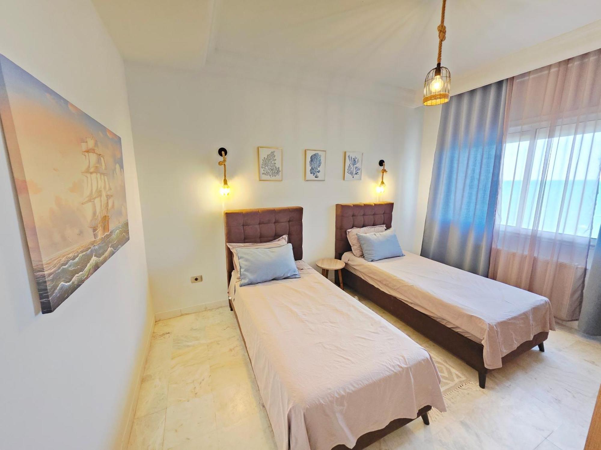 The Bleu Sea Apartment *
